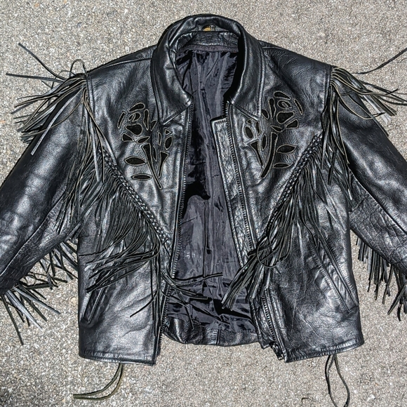 ✨SOLD✨Vintage Rose Fringe Leather Black Moto - Picture 5 of 12